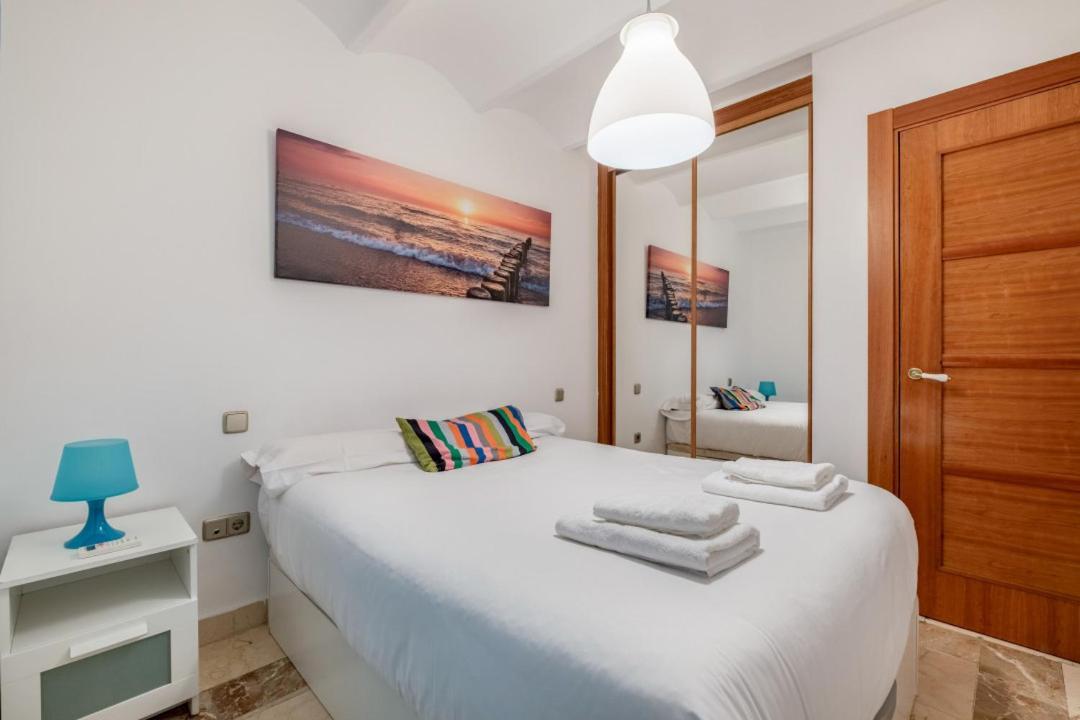 2 Bedroom 1 Bathroom Furnished - Sol - Cozy Vintage - Mintystay 마드리드 외부 사진