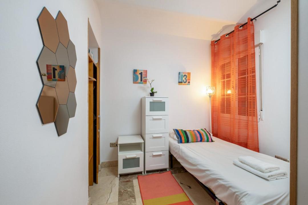 2 Bedroom 1 Bathroom Furnished - Sol - Cozy Vintage - Mintystay 마드리드 외부 사진
